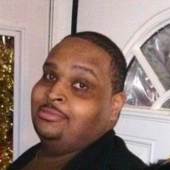 Meet your Posher, Cedric - Picture 1 of 1